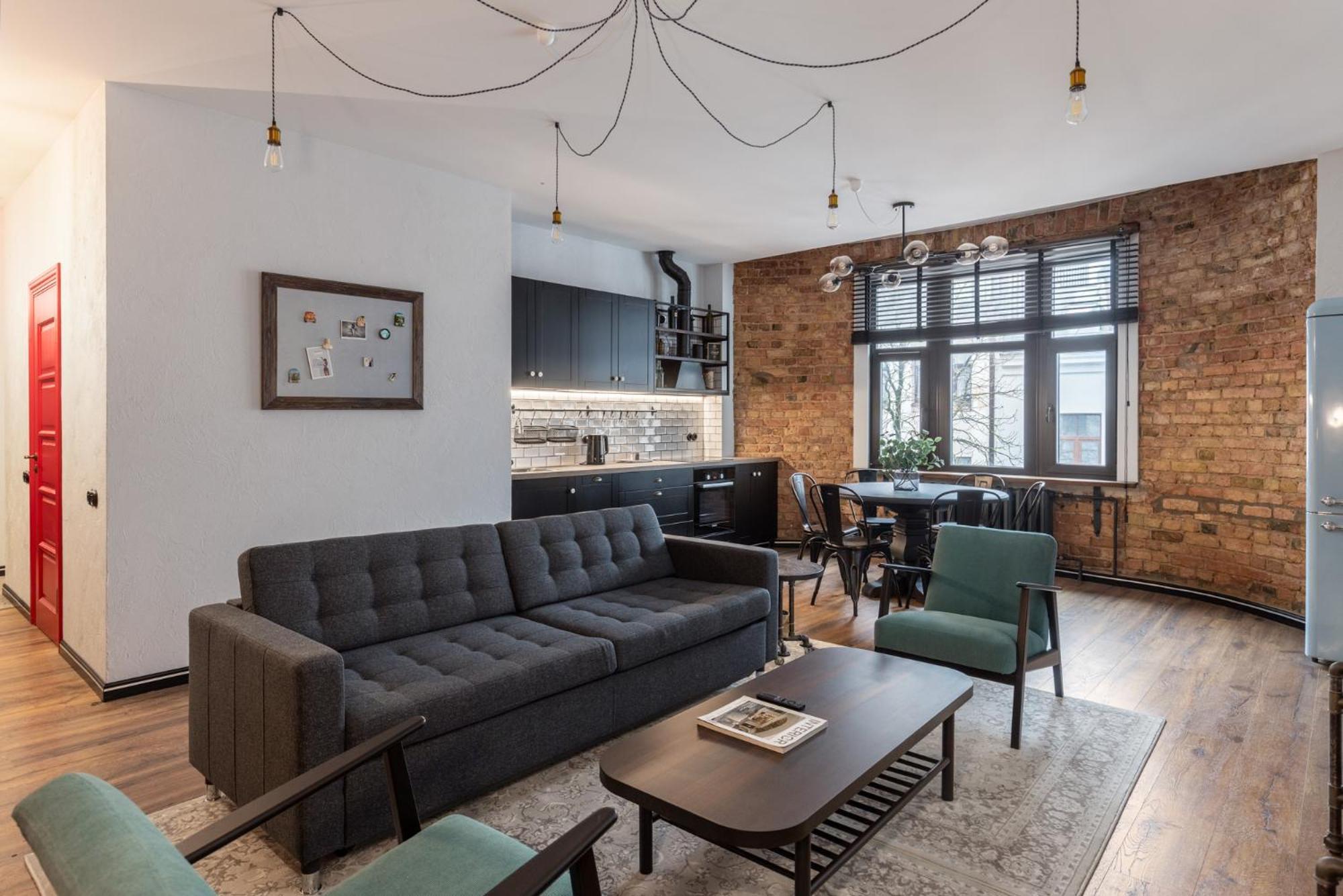 Industrial Style 2bd In Centre Riga